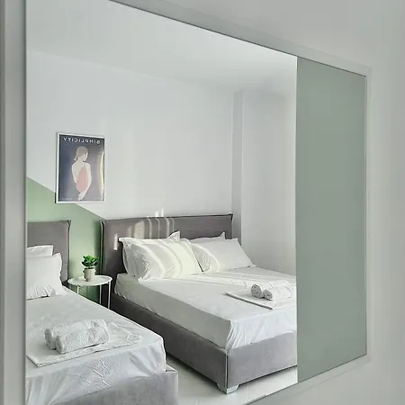 Apartment Lulu Suites- Lime